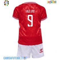 Camisa de time de futebol Dinamarca Rasmus Hojlund #9 Replicas 1º Equipamento Infantil Europeu 2024 Manga Curta (+ Calças curtas)
